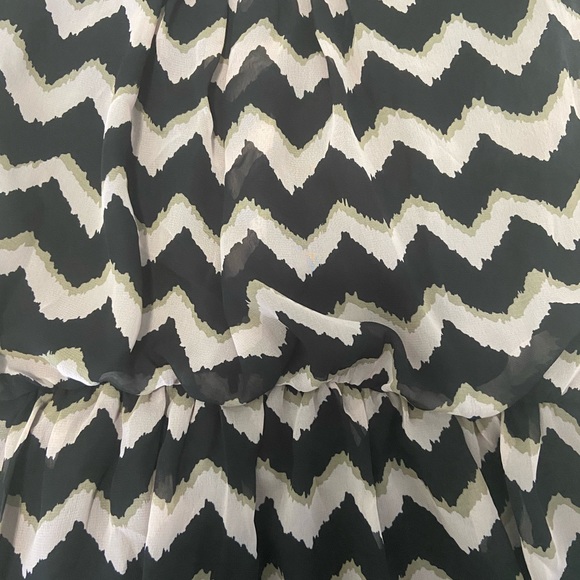 Patterned Dress 3/$20 - Picture 2 of 4